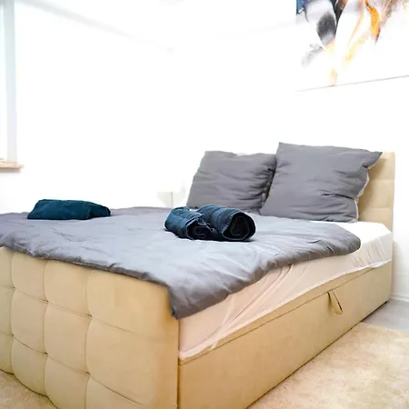 Modernes In Walldorf - 5 Min Zur Sap, Balkon & Netflix - Wehome Premium Walldorf (Baden-Wurttemberg)