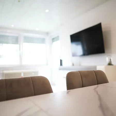 Modernes In Walldorf - 5 Min Zur Sap, Balkon & Netflix - Wehome Premium Apartment